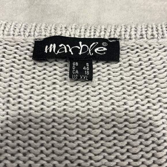 Cardigan - Picture 5 of 9